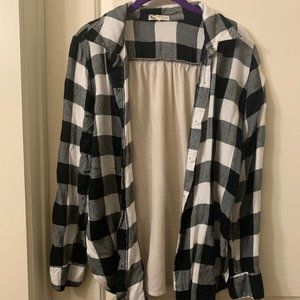 Lightweight Elbow Patch Flannel Button Down